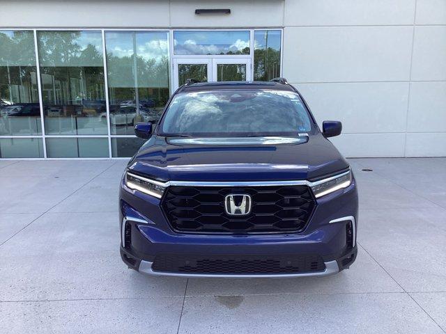 new 2025 Honda Pilot car, priced at $51,095