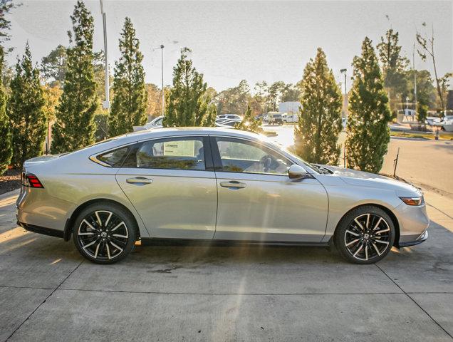 new 2025 Honda Accord Hybrid car, priced at $40,395