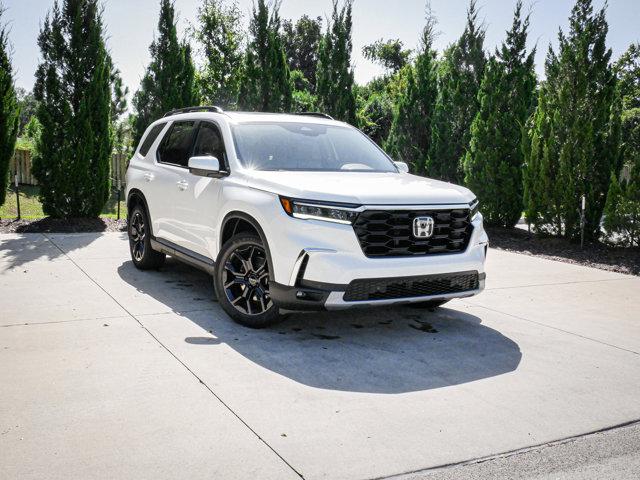 new 2025 Honda Pilot car, priced at $51,350