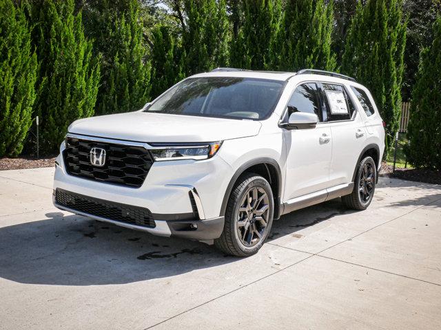 new 2025 Honda Pilot car, priced at $51,350