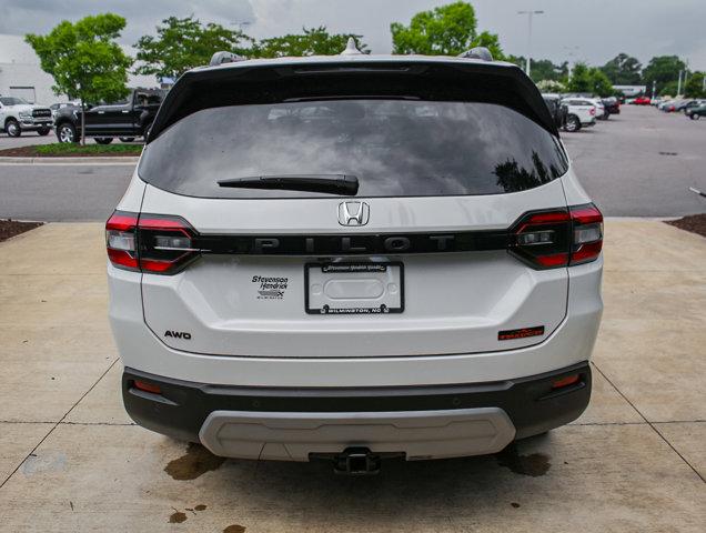new 2025 Honda Pilot car, priced at $51,305