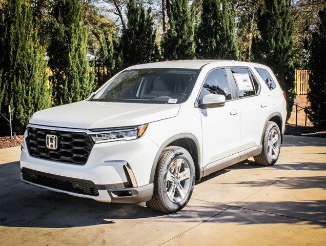 new 2025 Honda Pilot car, priced at $45,350