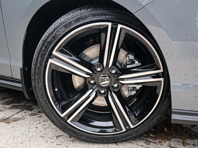 new 2025 Honda Accord Hybrid car, priced at $35,305