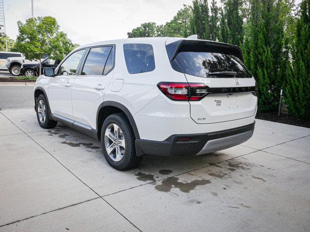 new 2025 Honda Pilot car, priced at $47,550