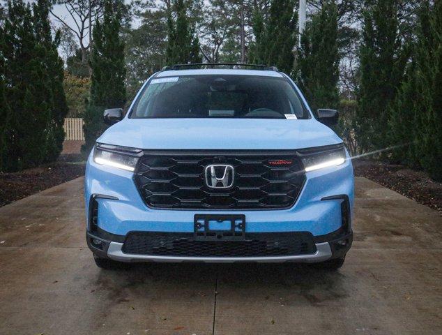 used 2025 Honda Pilot car, priced at $50,810