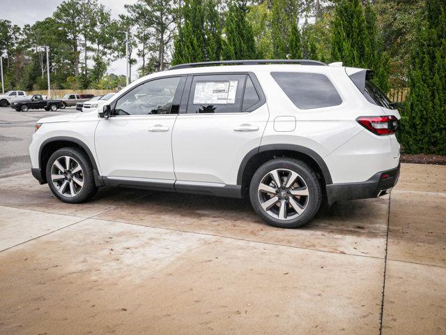 new 2025 Honda Pilot car, priced at $49,450