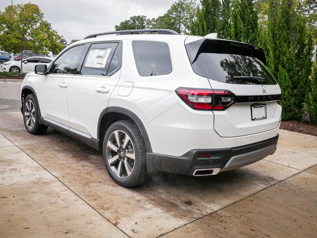 new 2025 Honda Pilot car, priced at $49,450