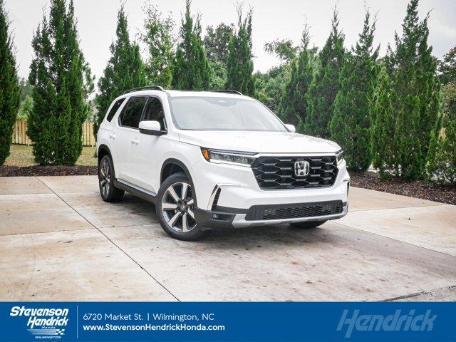 new 2025 Honda Pilot car, priced at $49,450