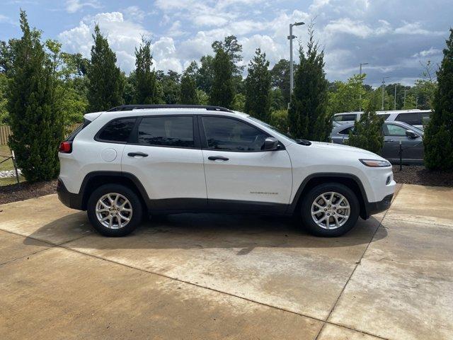 used 2016 Jeep Cherokee car, priced at $13,986