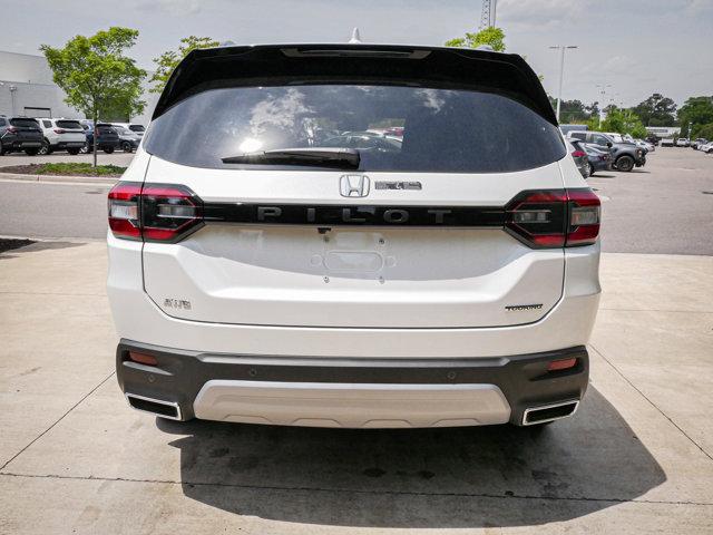 new 2025 Honda Pilot car, priced at $51,505