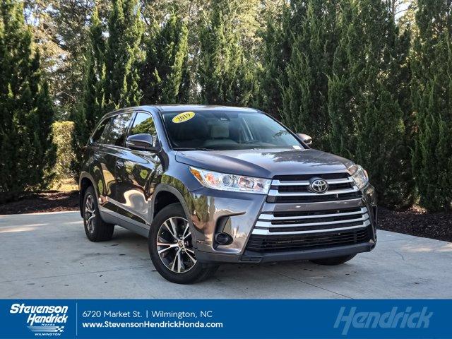 used 2019 Toyota Highlander car, priced at $20,354