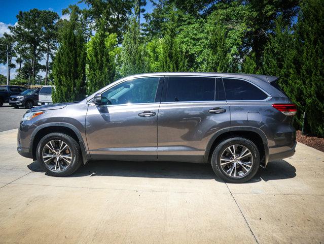 used 2019 Toyota Highlander car, priced at $21,224