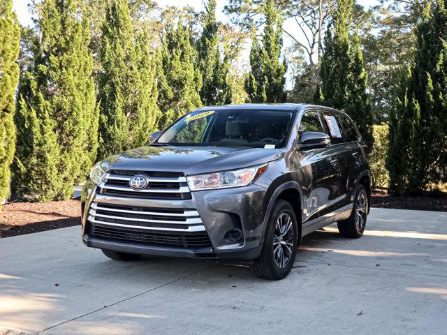 used 2019 Toyota Highlander car, priced at $20,354