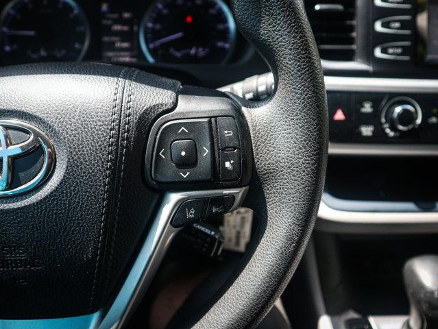used 2019 Toyota Highlander car, priced at $21,224