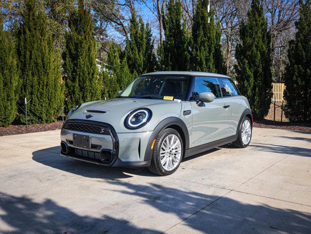 used 2023 MINI Hardtop car, priced at $25,394