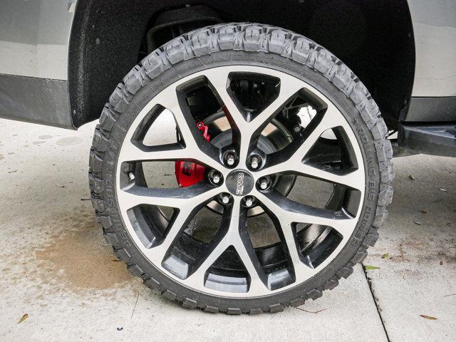 used 2023 GMC Yukon XL car, priced at $61,924