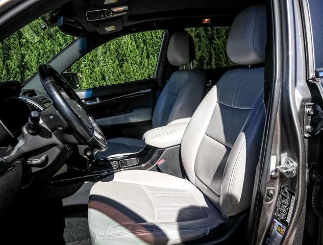 used 2014 Kia Sorento car, priced at $10,499