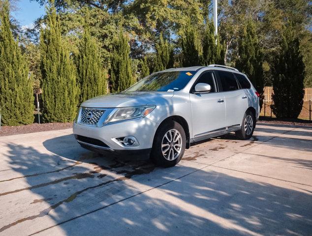 used 2013 Nissan Pathfinder car