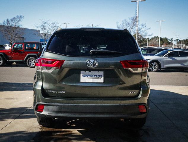 used 2018 Toyota Highlander car, priced at $24,875