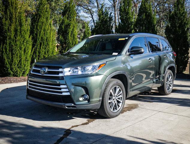 used 2018 Toyota Highlander car, priced at $24,875