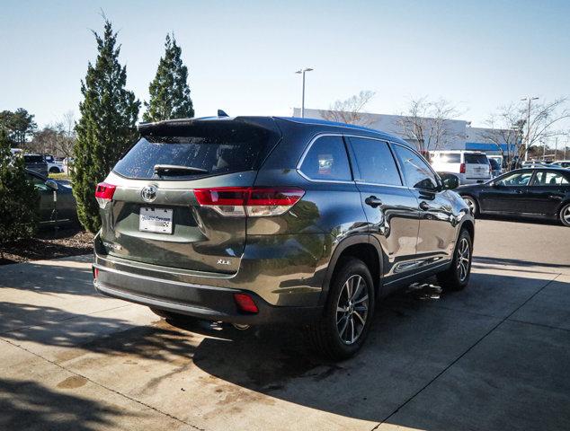 used 2018 Toyota Highlander car, priced at $24,875