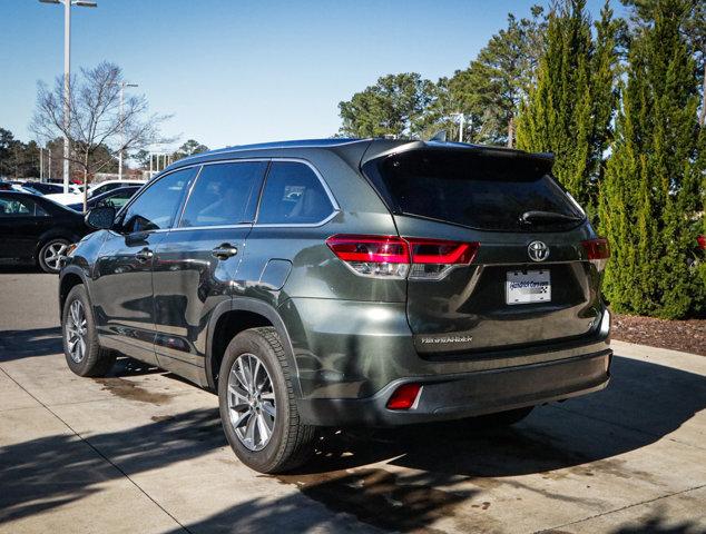 used 2018 Toyota Highlander car, priced at $24,875