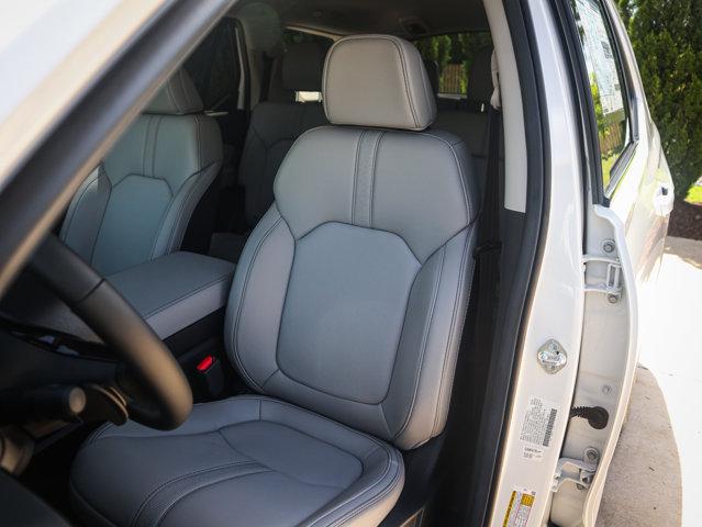new 2025 Honda Pilot car, priced at $52,495