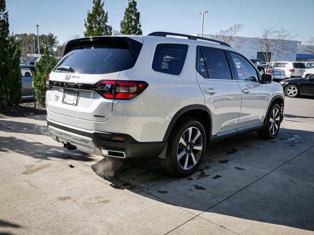 new 2025 Honda Pilot car, priced at $52,440