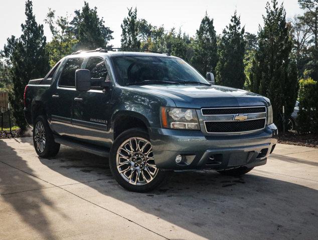 used 2008 Chevrolet Avalanche car