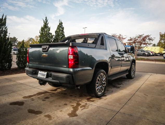 used 2008 Chevrolet Avalanche car