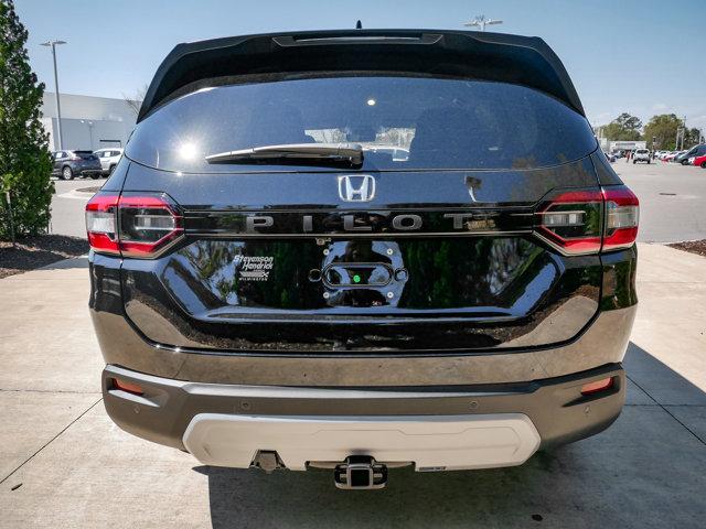 new 2025 Honda Pilot car, priced at $45,345