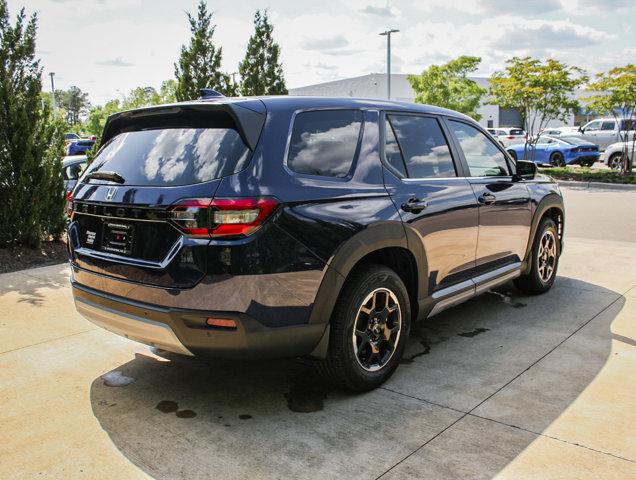 new 2025 Honda Pilot car, priced at $47,700