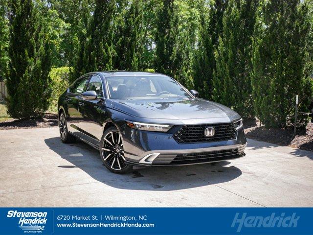 new 2025 Honda Accord Hybrid car, priced at $40,450