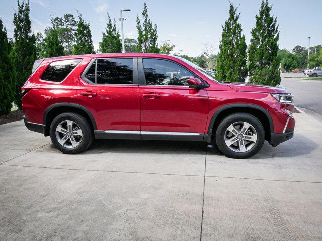 new 2025 Honda Pilot car, priced at $45,405