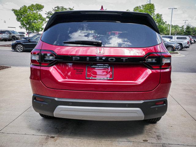 new 2025 Honda Pilot car, priced at $45,405