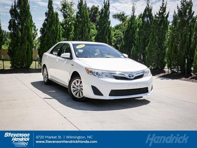 used 2014 Toyota Camry Hybrid car, priced at $12,599