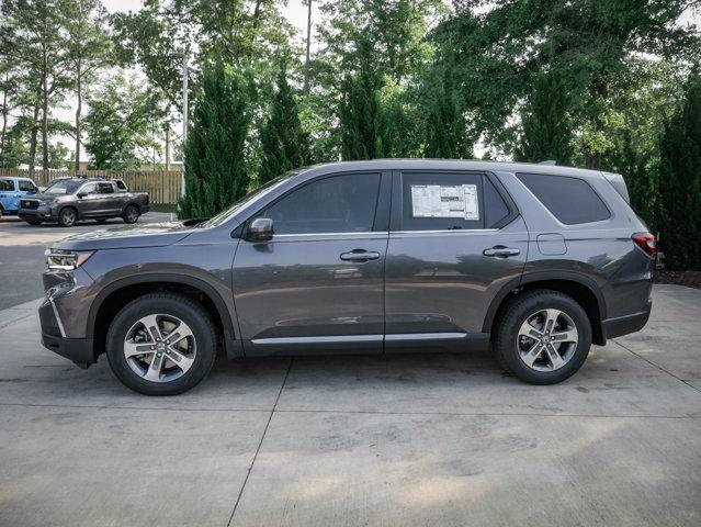 new 2025 Honda Pilot car, priced at $45,325