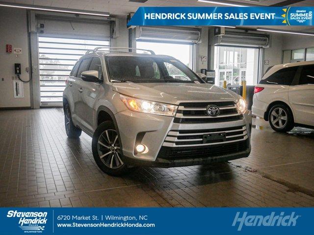 used 2017 Toyota Highlander car, priced at $24,549