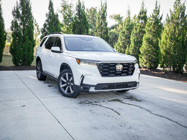 used 2025 Honda Pilot car, priced at $49,241