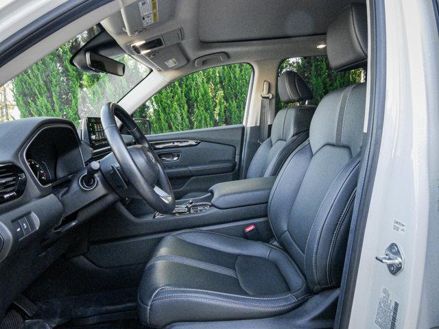 used 2025 Honda Pilot car, priced at $49,241