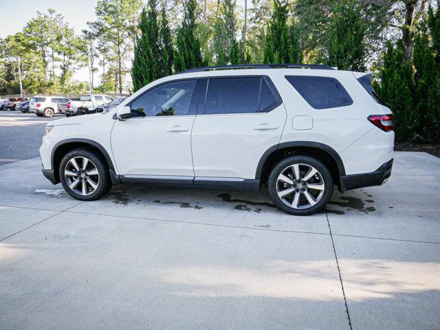 used 2025 Honda Pilot car, priced at $49,241