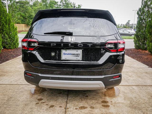 new 2025 Honda Pilot car, priced at $44,950