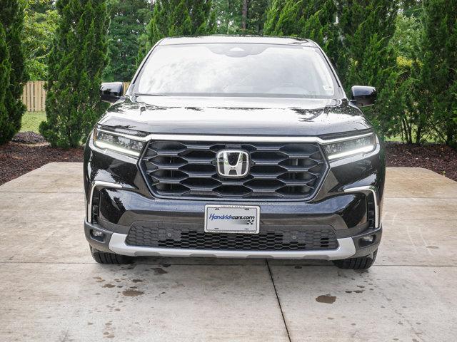new 2025 Honda Pilot car, priced at $44,950