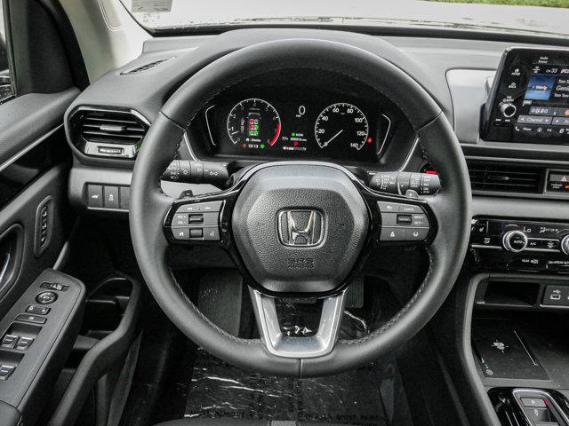 new 2025 Honda Pilot car, priced at $44,950