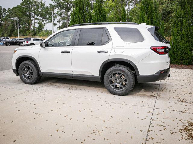 new 2025 Honda Pilot car, priced at $51,350