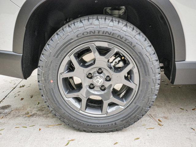 new 2025 Honda Pilot car, priced at $51,350