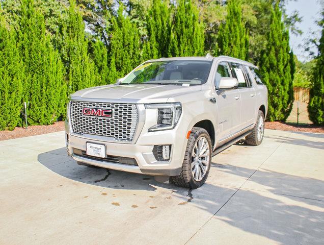 used 2022 GMC Yukon XL car, priced at $56,724
