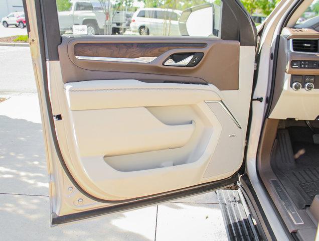 used 2022 GMC Yukon XL car, priced at $56,724