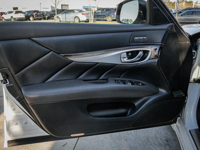 used 2015 INFINITI Q70 car, priced at $14,500