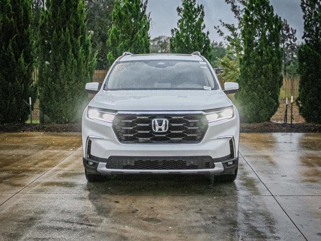 new 2025 Honda Pilot car, priced at $51,450